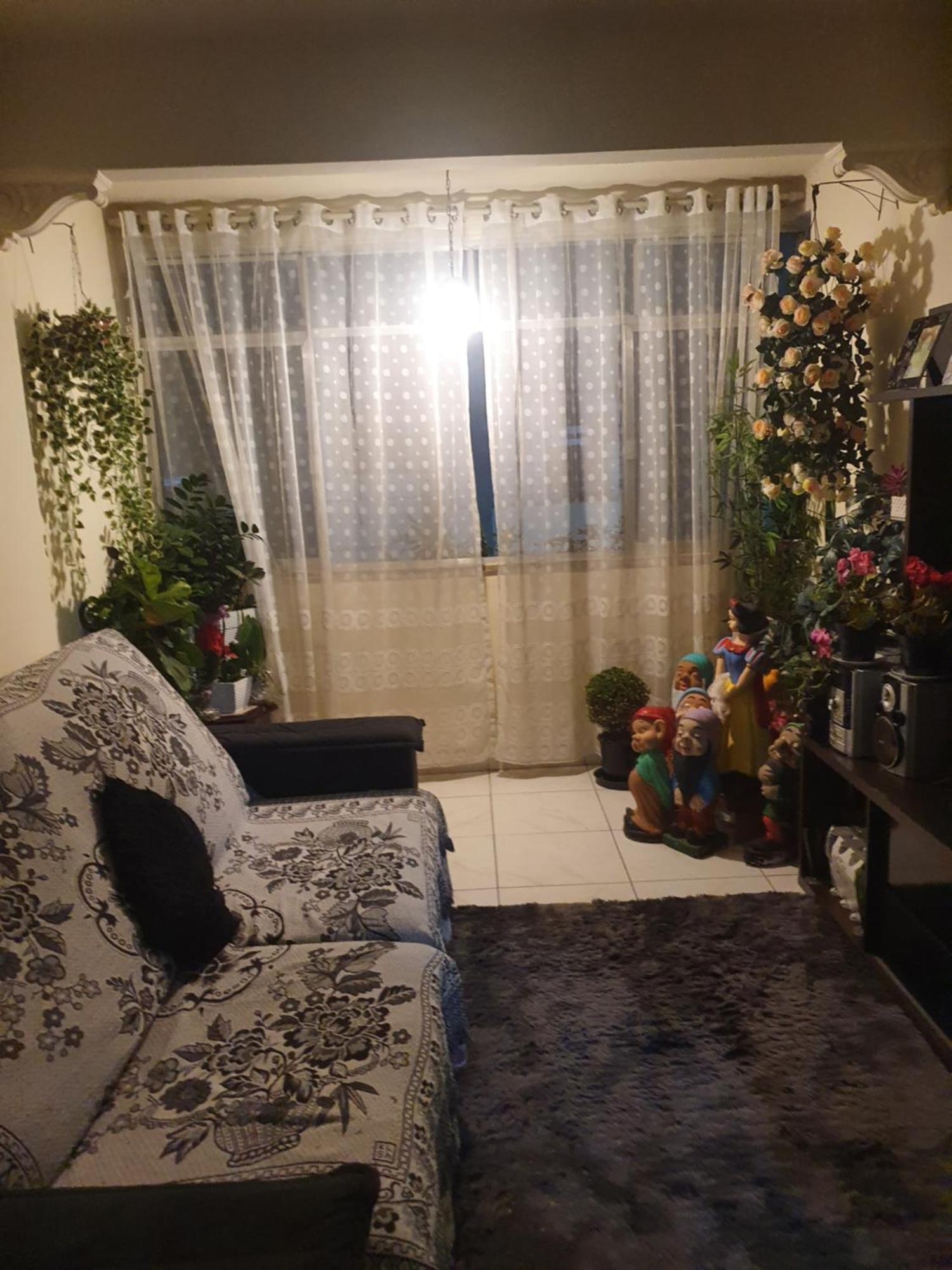 Apartemen Compartilhado Em Del Castilho *